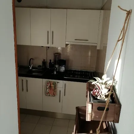 Casa Vacanza Ely Y Raffy Апартаменты *